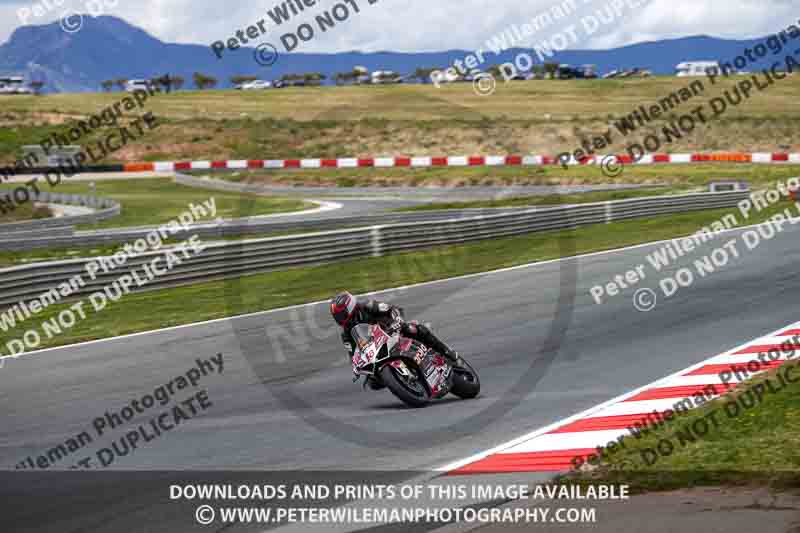 cadwell no limits trackday;cadwell park;cadwell park photographs;cadwell trackday photographs;enduro digital images;event digital images;eventdigitalimages;navarra;no limits trackdays;peter wileman photography;racing digital images;trackday digital images;trackday photos